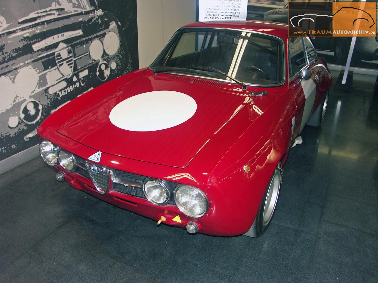 33 - Alfa Romeo 1750 GTAm '1967.jpg 163.8K